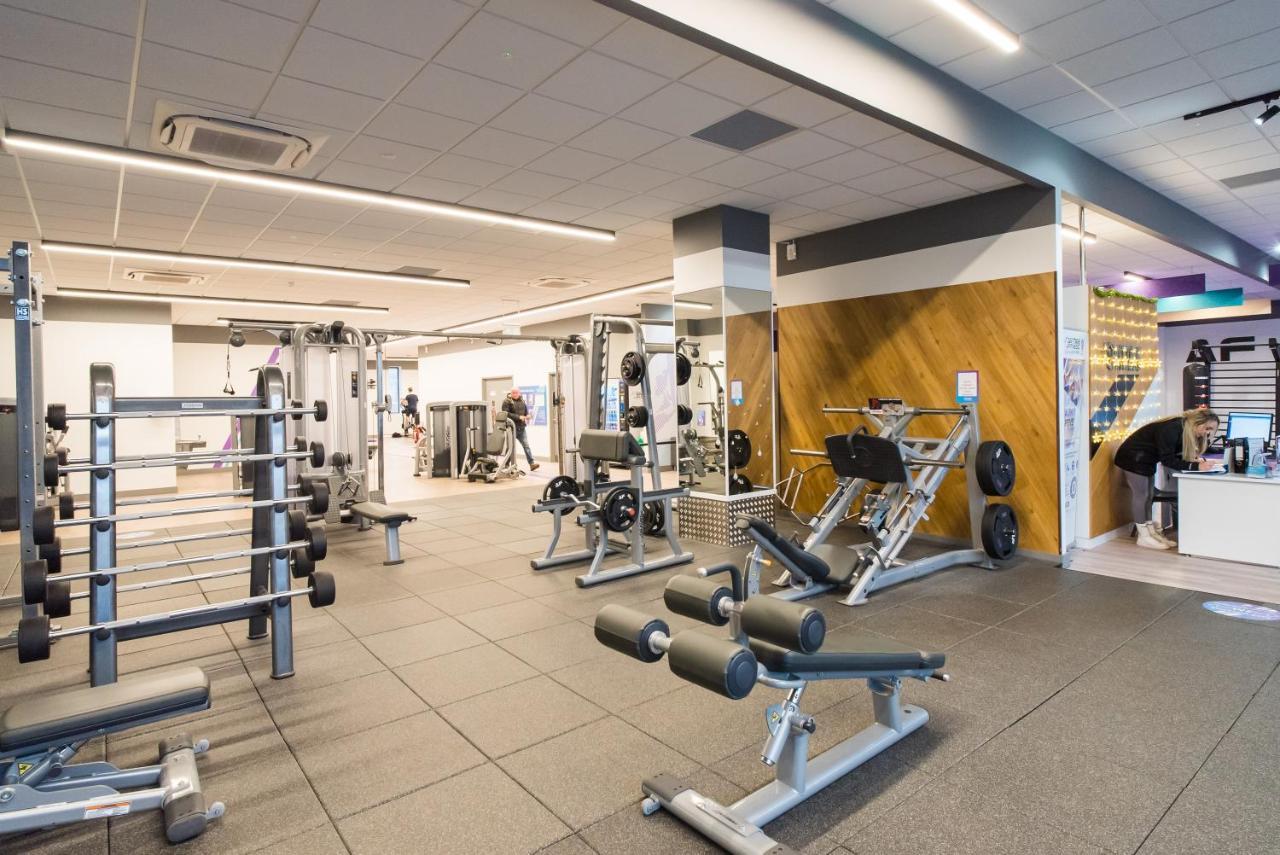 Luxe Apartments, The Moorwell, Parking, Gym - 10Mins Cardiff City Ctr Екстериор снимка