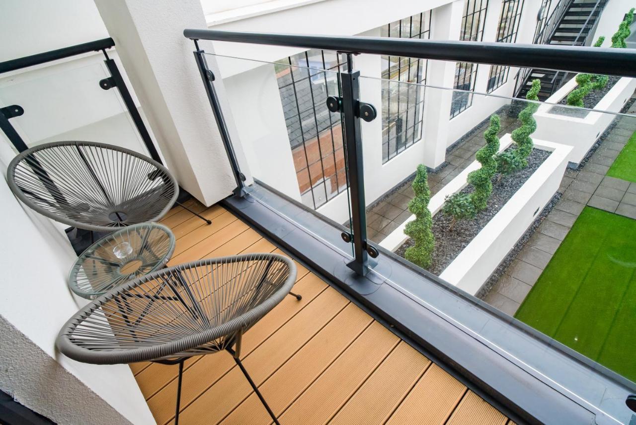 Luxe Apartments, The Moorwell, Parking, Gym - 10Mins Cardiff City Ctr Екстериор снимка