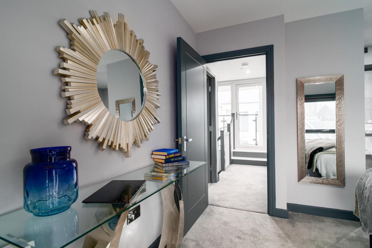 Luxe Apartments, The Moorwell, Parking, Gym - 10Mins Cardiff City Ctr Екстериор снимка