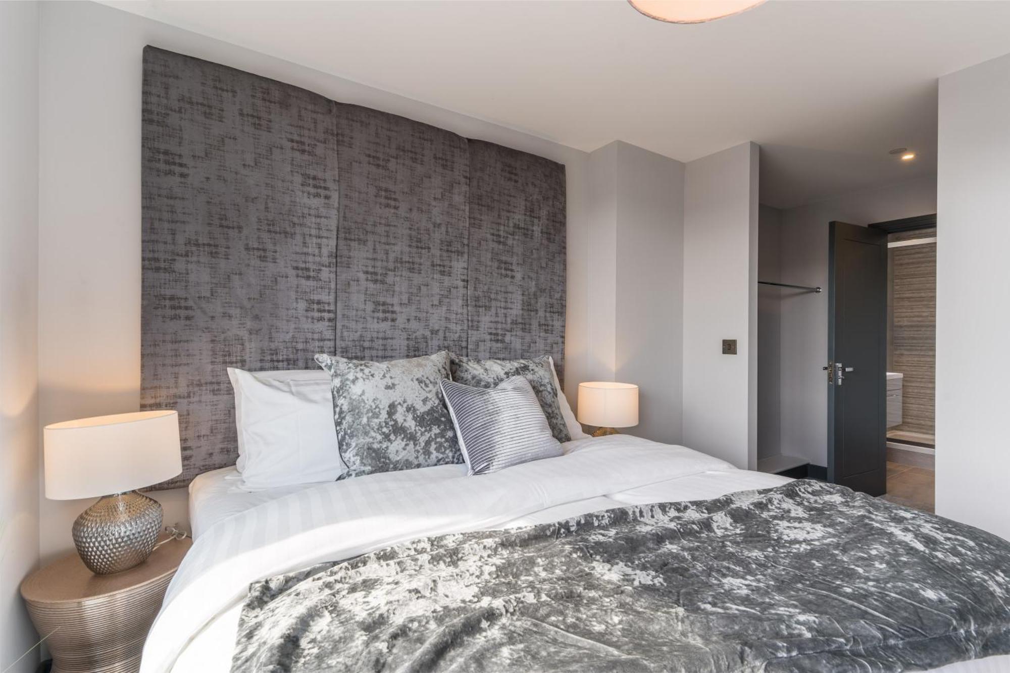 Luxe Apartments, The Moorwell, Parking, Gym - 10Mins Cardiff City Ctr Стая снимка